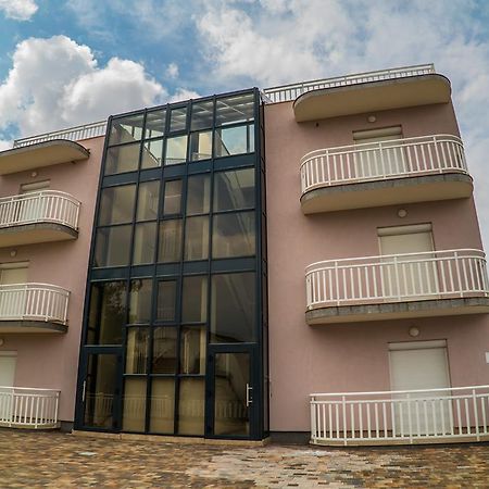 Apartments Malina Вир Екстер'єр фото