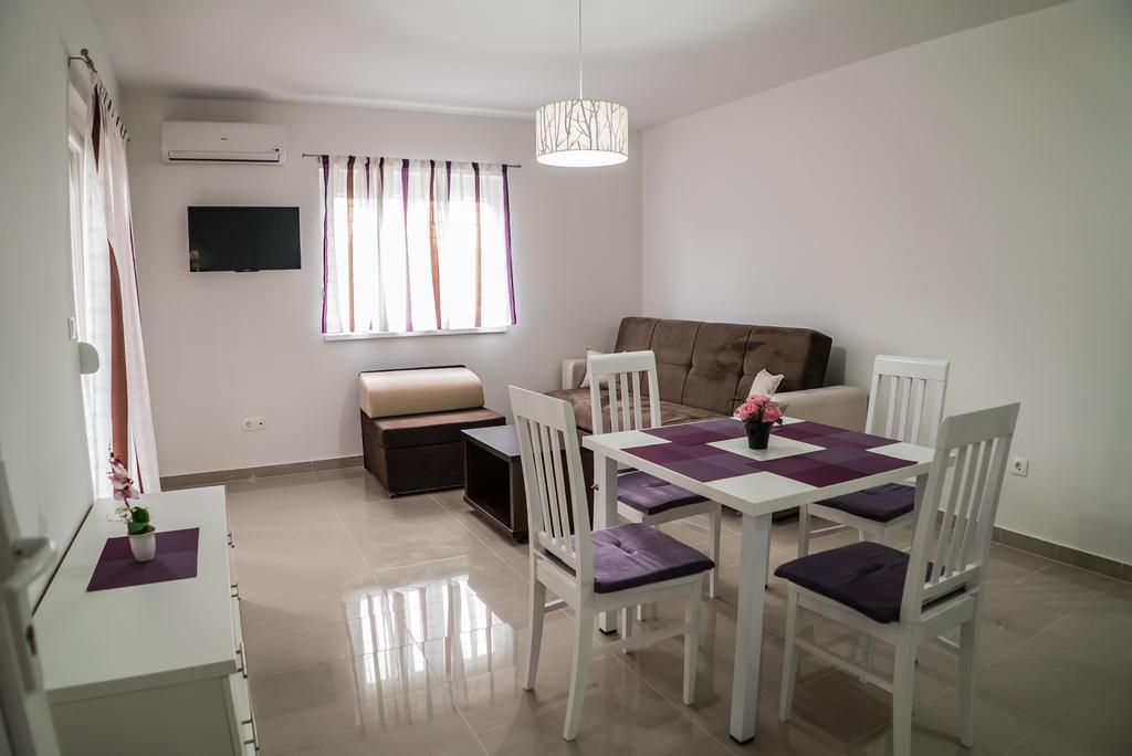 Apartments Malina Вир Екстер'єр фото
